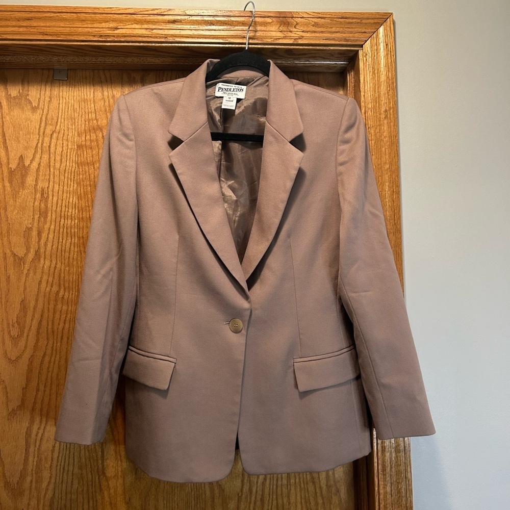 Pendleton 100% Virgin Wool Blazer Tan Career Jacket Lined Classic Women’s 12P - Picture 3 of 9